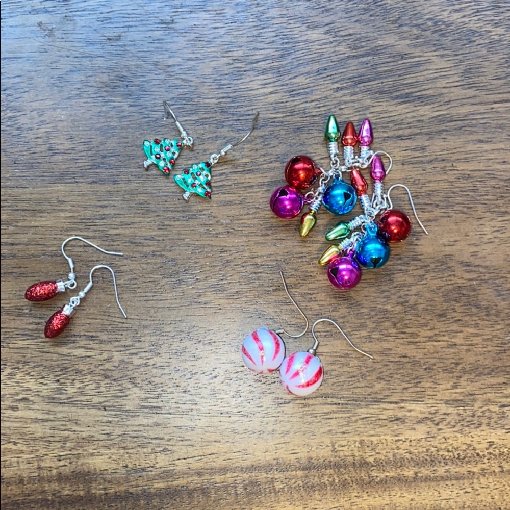 4 pairs of Christmas earrings